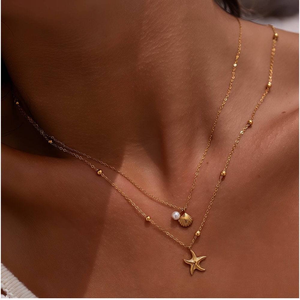 Gold Starfish and Shell Layered Necklace